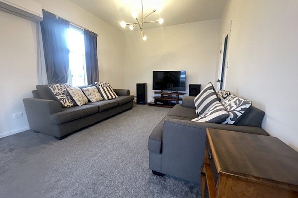 Kingswell, 3 bedrooms, $1100 pw