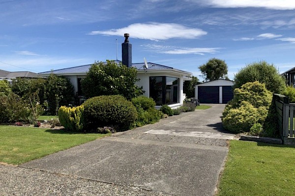 Newfield, 3 bedrooms, $580 pw